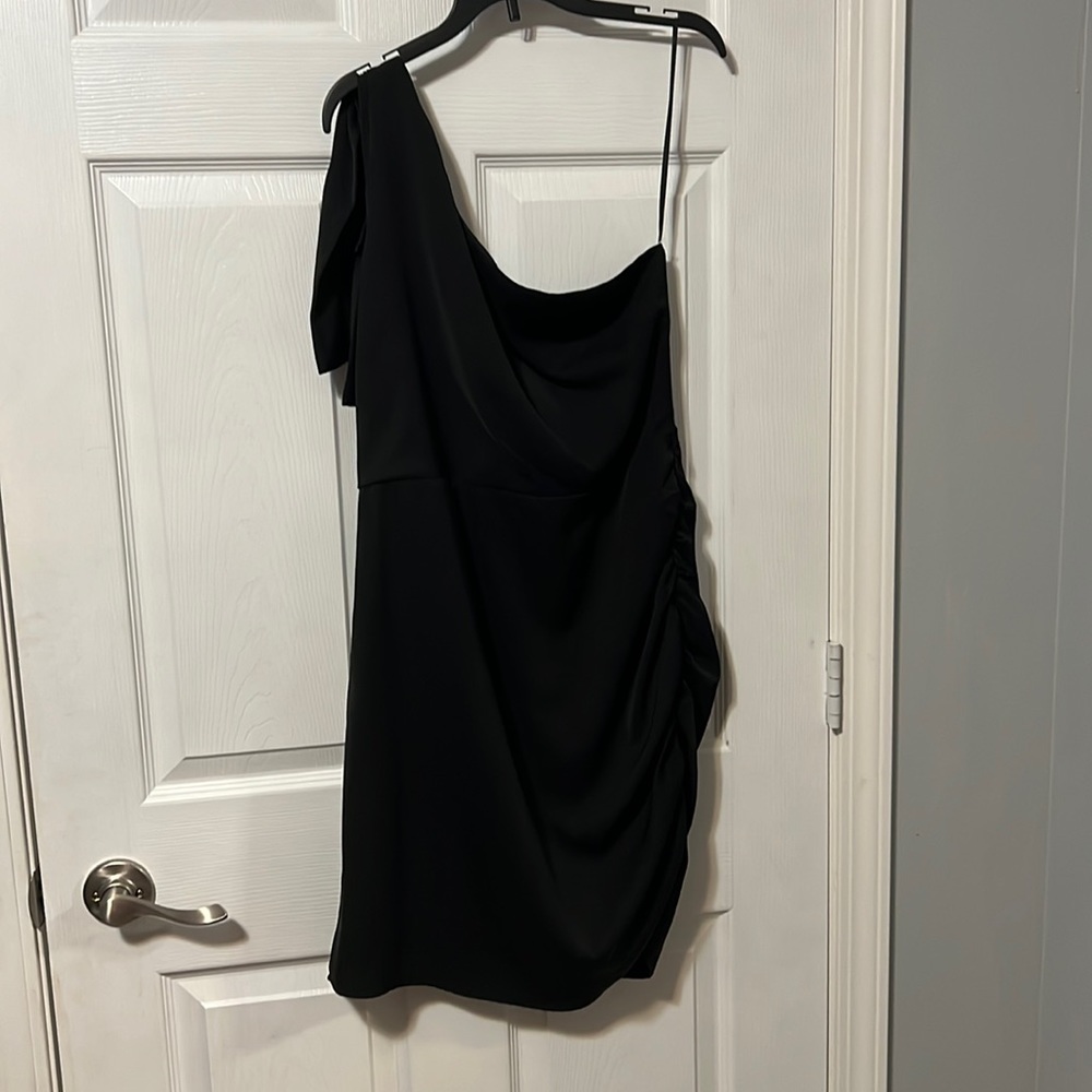 One shoulder dress